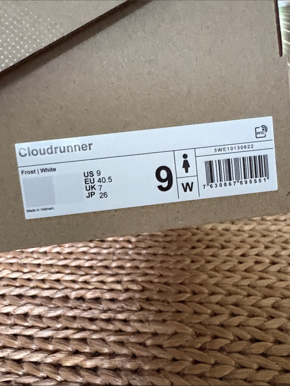 On Running Cloudrunner 2 women’s running shoes - Picture 4 of 4
